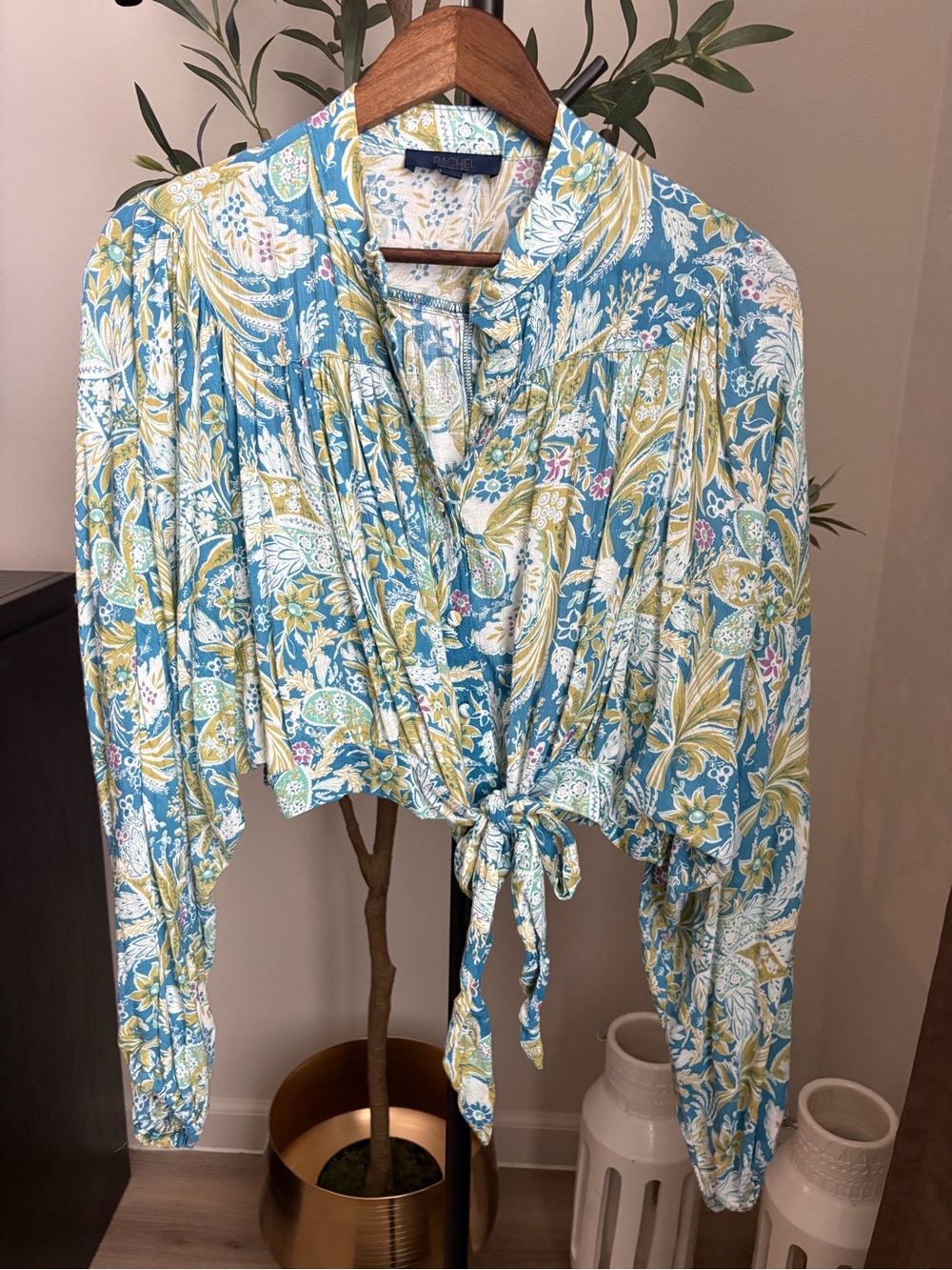 Rachel Roy Paisley Tie-Front Blouse in Blue & White Size Small Like New
